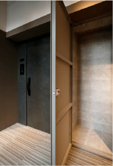 玄関前専用宅配BOX